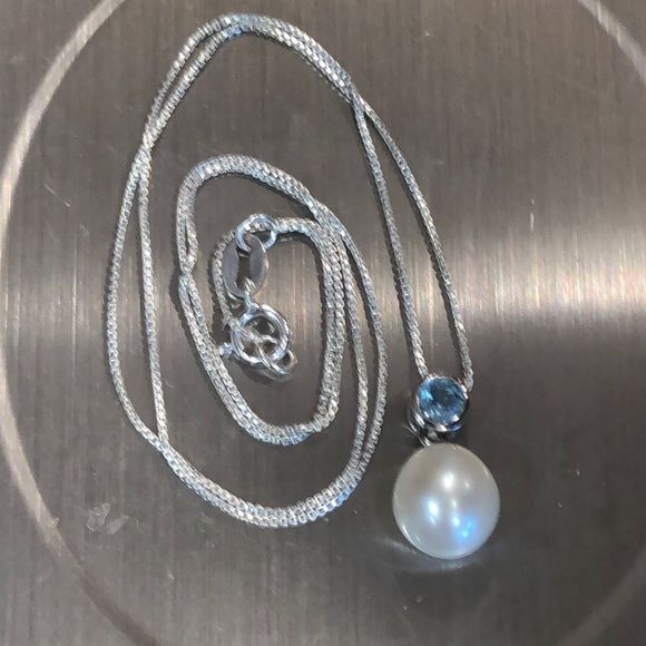 NWT 926 Floating charm pearl with blue stone - Picture 2 of 14